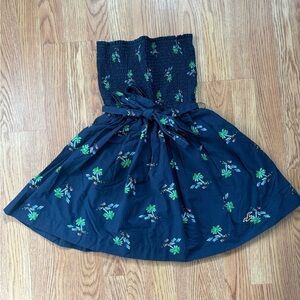 Hollister Palm tree Strapless Dress M